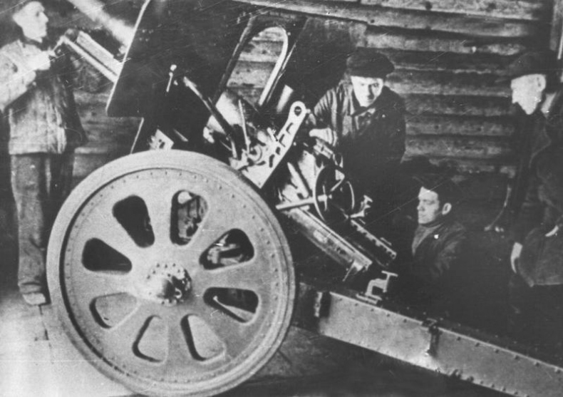 Иллюстрация к книге — Оборона Тулы. 1941 год [i_025.jpg]