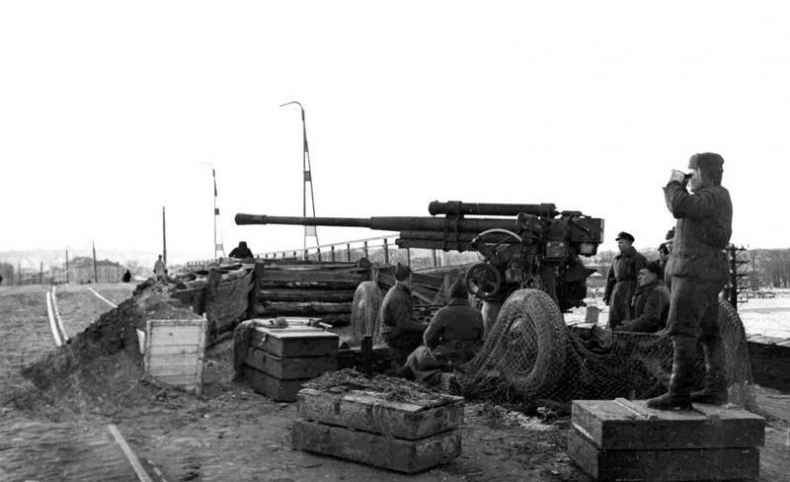 Иллюстрация к книге — Оборона Тулы. 1941 год [i_027.jpg]