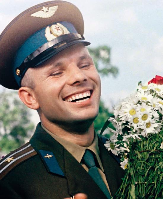 Иллюстрация к книге — Юрий Гагарин. Первый человек в космосе. Как это было [i_001.jpg]