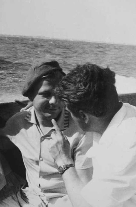 Иллюстрация к книге — Юрий Гагарин. Первый человек в космосе. Как это было [i_076.jpg]