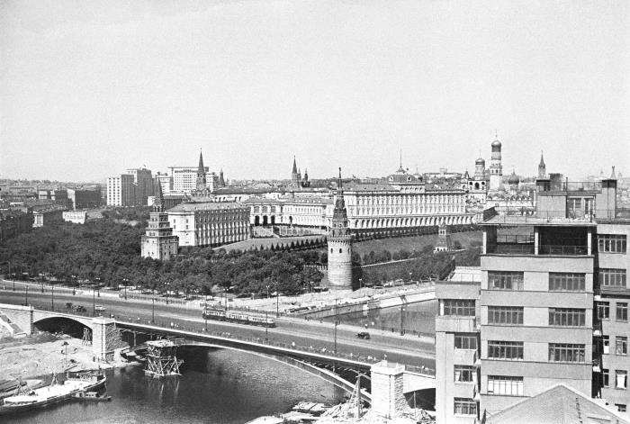 Иллюстрация к книге — 1937. Большой террор. Хроника одного года [i_099.jpg]