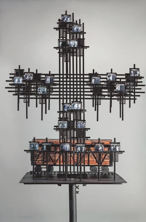 Иллюстрация к книге — 1937. Большой террор. Хроника одного года [i_113.jpg]