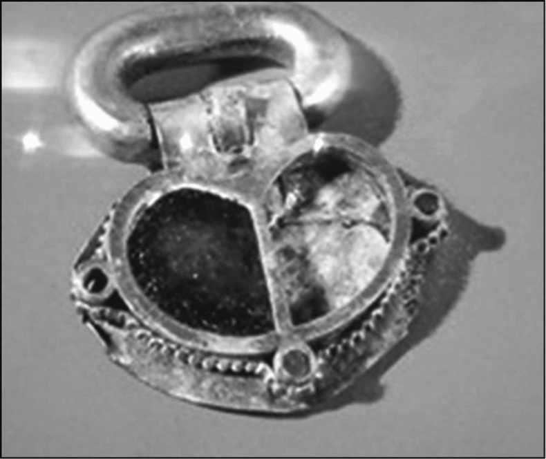 Иллюстрация к книге — Тайны хазар и русичей. Сенсации, факты, открытия [i_027.jpg]