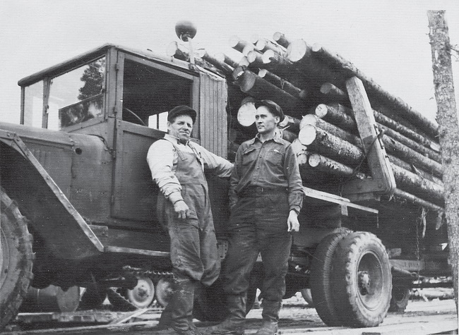 Иллюстрация к книге — В поисках социалистического Эльдорадо: североамериканские финны в Советской Карелии 1930-х годов [i_054.jpg]