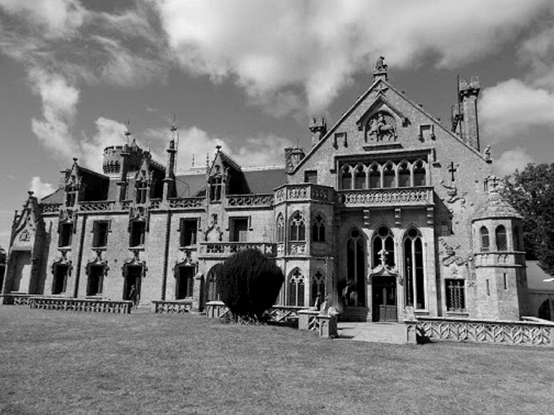 Иллюстрация к книге — Волшебное лето во Франции. Замки, фиалки и вишневый пирог [i_165.jpg]