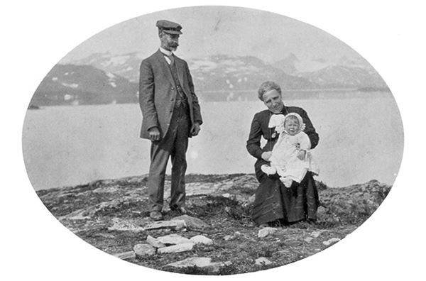 Иллюстрация к книге — Мальчик. Рассказы о детстве [i_026.jpg]