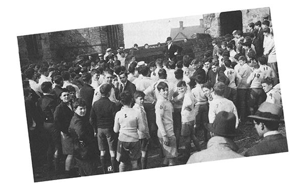 Иллюстрация к книге — Мальчик. Рассказы о детстве [i_073.jpg]