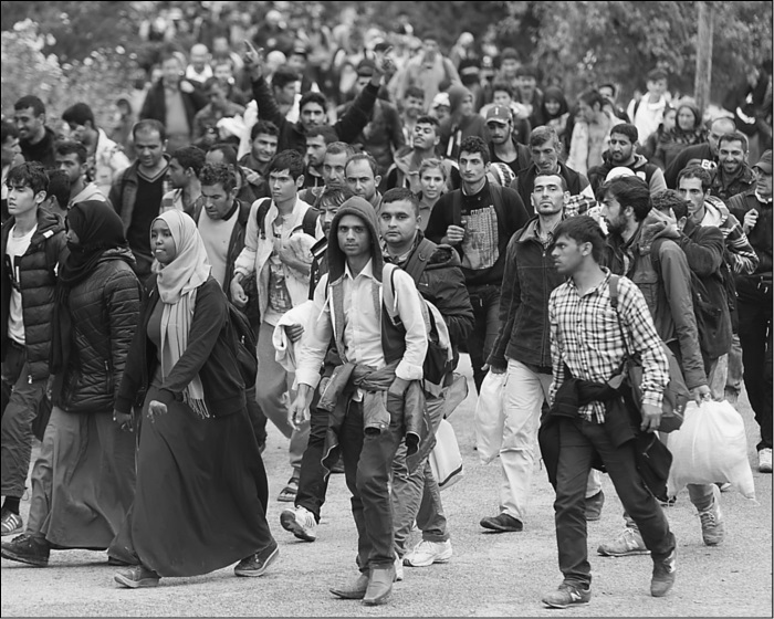 Иллюстрация к книге — 100 великих тайн дипломатии [_stranica_544_izobrazhenie_0001.jpg]