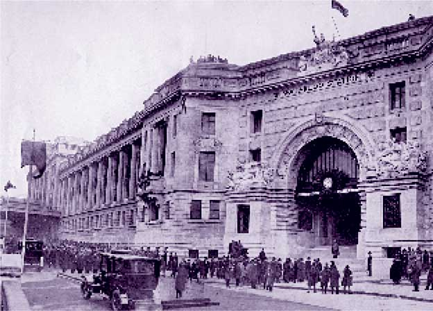 Иллюстрация к книге — Агата Кристи. Она написала убийство [i_081.jpg]