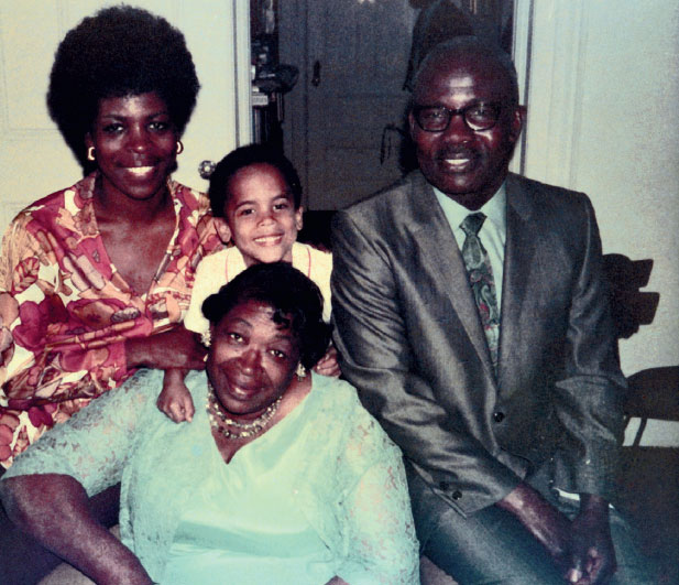 Иллюстрация к книге — Пусть правит любовь. Автобиография [i_009.jpg]