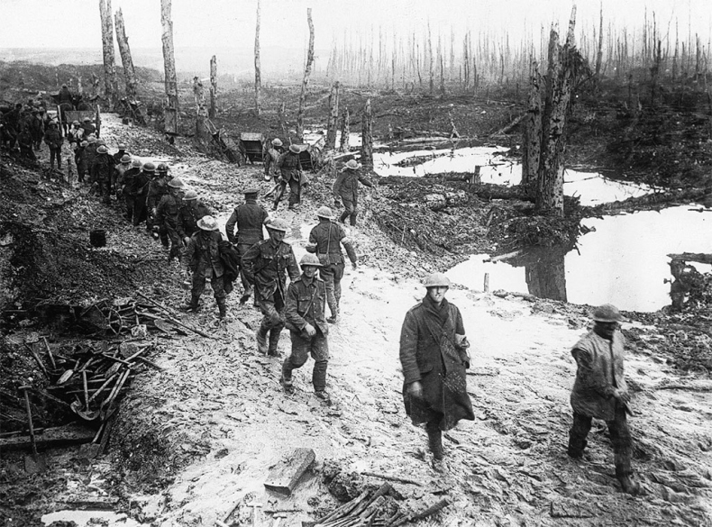 Иллюстрация к книге — Толкин и Великая война. На пороге Средиземья [i_017.jpg]