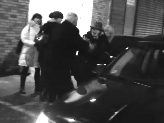 Иллюстрация к книге — В поисках правосудия: Арест активов [i_020.jpg]