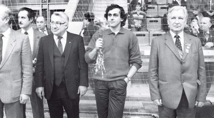 Иллюстрация к книге — Между нами [i_022.jpg]