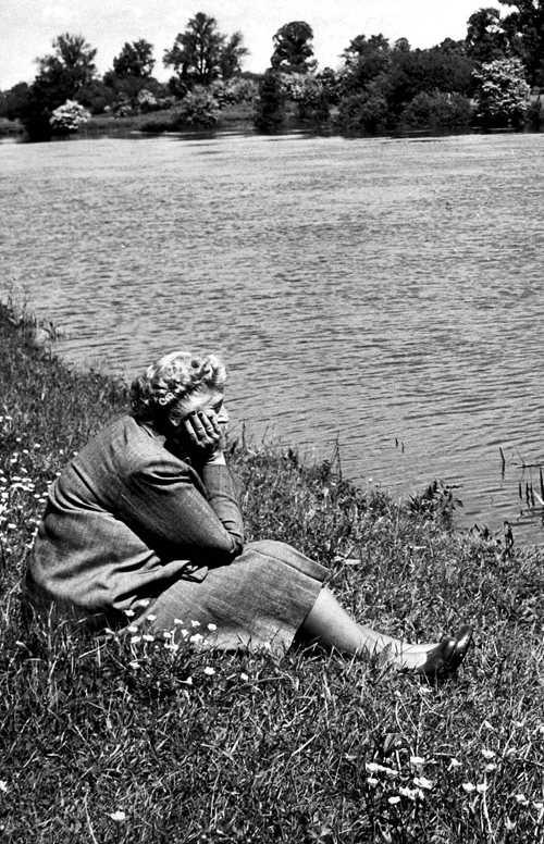 Иллюстрация к книге — Агата Кристи. Свидетель обвинения [i_047.jpg]