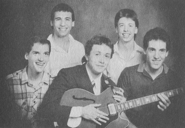 Иллюстрация к книге — Рассказчик. Воспоминания барабанщика Nirvana и фронтмена Foo Fighters [i_016.jpg]