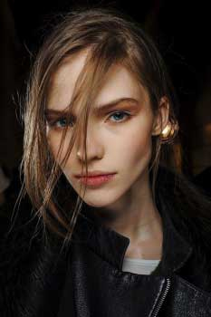 Иллюстрация к книге — Экстрасенс. Назад в прошлое. Россия 2006 [i_013.jpg]