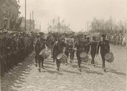 Иллюстрация к книге — Белый Север. 1918 [i_009.jpg]