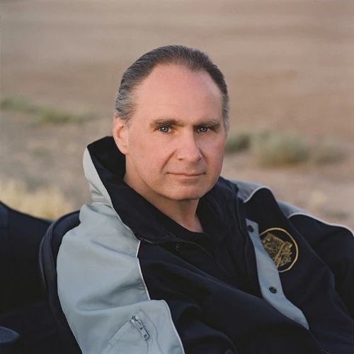 Иллюстрация к книге — Акт войны [i_004.webp]