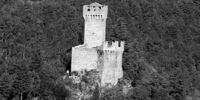 Иллюстрация к книге — Италия: жизнь в замке в XXI веке [_101.webp]