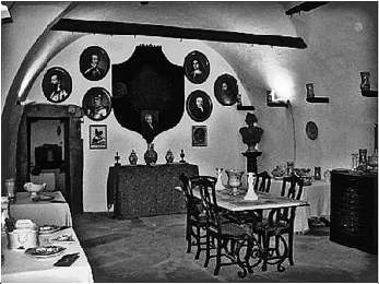 Иллюстрация к книге — Италия: жизнь в замке в XXI веке [_12.webp]