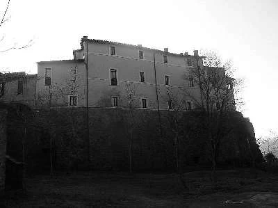 Иллюстрация к книге — Италия: жизнь в замке в XXI веке [_34.webp]