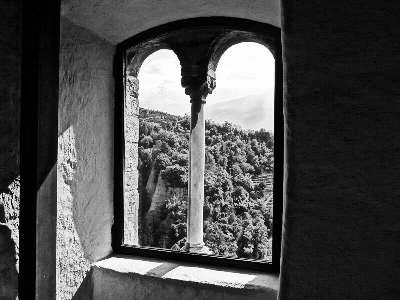 Иллюстрация к книге — Италия: жизнь в замке в XXI веке [_79.webp]