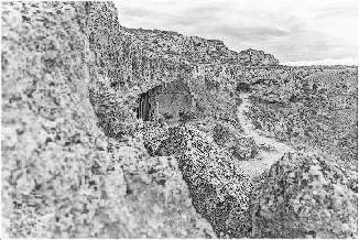 Иллюстрация к книге — Не оставляй в живых колдуньи [_20.webp]