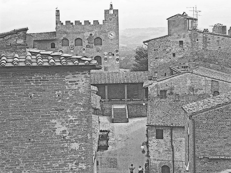 Иллюстрация к книге — Убийство под солнцем Тосканы [_1.webp]