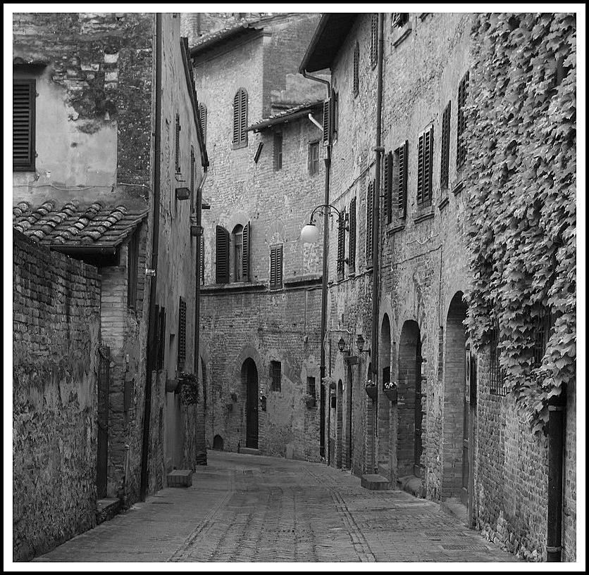 Иллюстрация к книге — Не лучшее время для убийства [_9.webp]