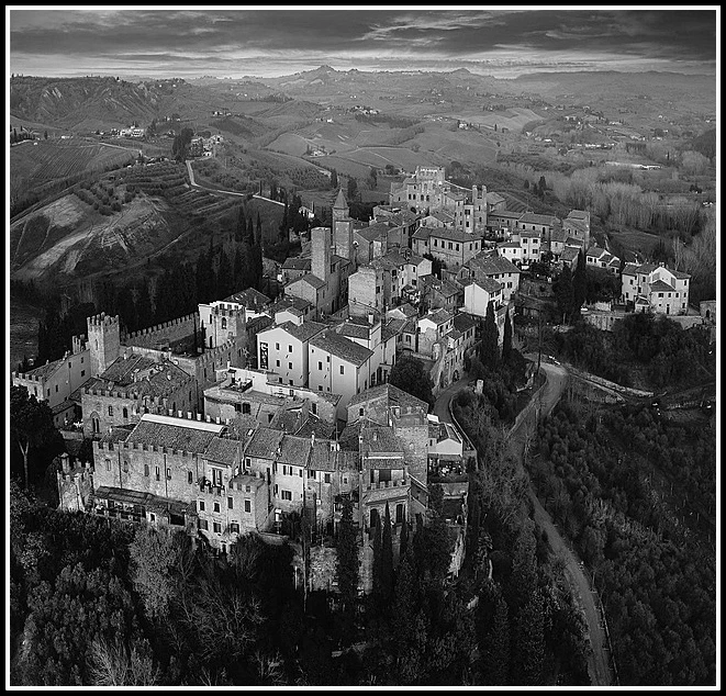 Иллюстрация к книге — Шепот холмов Тосканы [_10.webp]