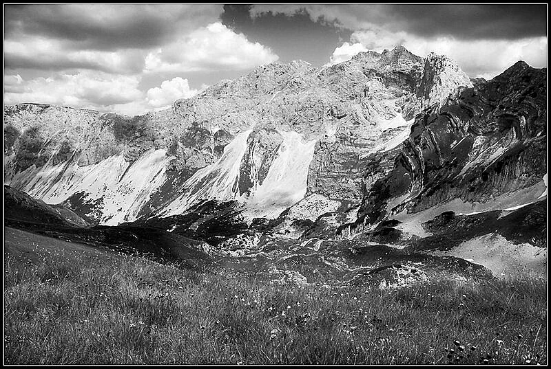 Иллюстрация к книге — Придет серенький волчок [_7.webp]