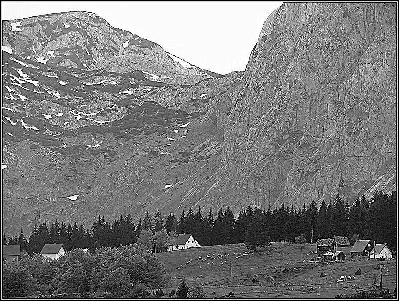 Иллюстрация к книге — Придет серенький волчок [_8.webp]