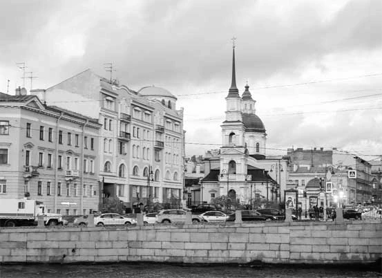 Иллюстрация к книге — Петербург манящий [Старые тайны, уютные уголки, сладости из детства] [i_045.webp]