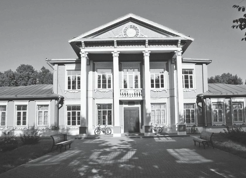 Иллюстрация к книге — Потаённая Россия. От блинов до ухи: путешествие за рецептами и тайнами старых городов [i_009.webp]