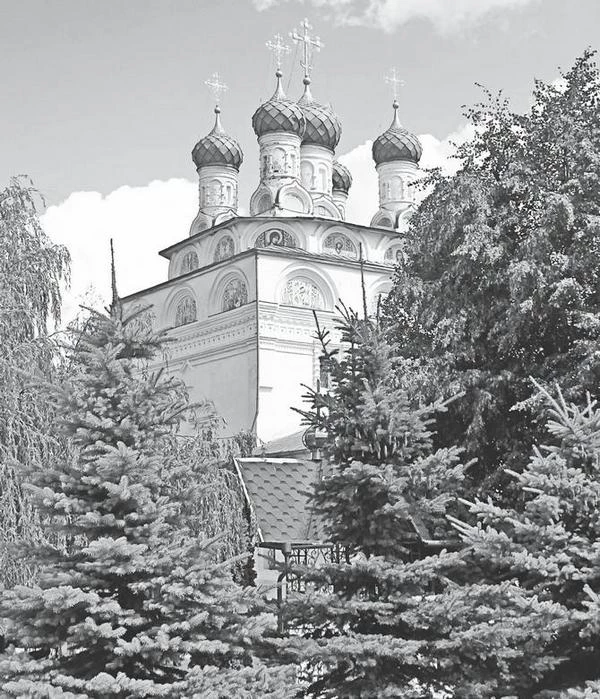 Иллюстрация к книге — Потаённая Россия. От блинов до ухи: путешествие за рецептами и тайнами старых городов [i_028.webp]