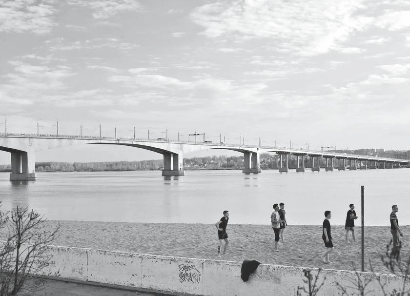 Иллюстрация к книге — Потаённая Россия. От блинов до ухи: путешествие за рецептами и тайнами старых городов [i_084.webp]