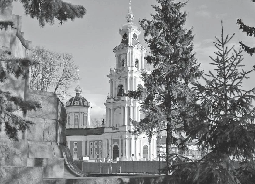 Иллюстрация к книге — Потаённая Россия. От блинов до ухи: путешествие за рецептами и тайнами старых городов [i_093.webp]