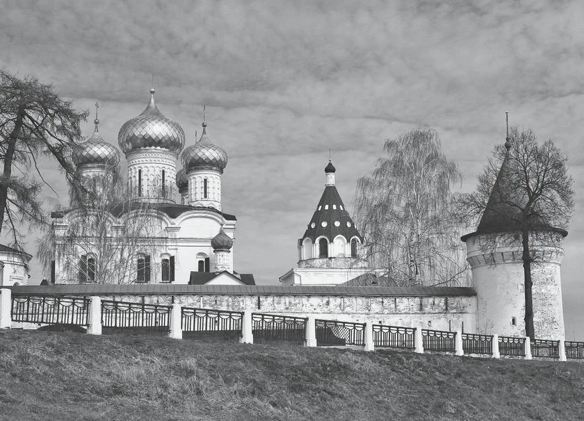 Иллюстрация к книге — Потаённая Россия. От блинов до ухи: путешествие за рецептами и тайнами старых городов [i_097.webp]