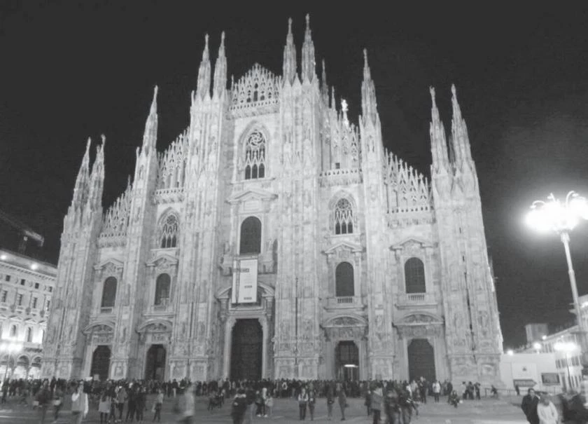 Иллюстрация к книге — Милан на вкус. Дамы, коктейли и золотое ризотто [i_132.webp]