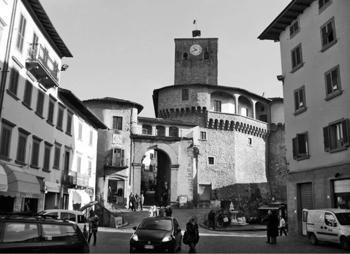 Иллюстрация к книге — Трюфельные сказки Италии. Путешествие за новыми историями и блюдами [i_034.webp]