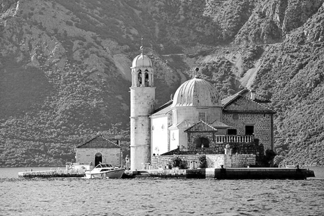 Иллюстрация к книге — Странствия по рецептам мира. Сделаем все быстро, просто и вкусно! [i_092.webp]