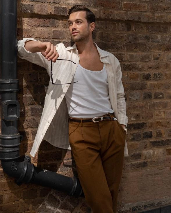 Иллюстрация к книге — Развод. После… [i_005.webp]