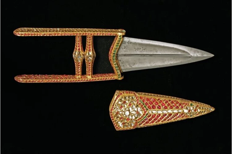 Иллюстрация к книге — Фрейлина. Предотвратить [6cc777a2-60a3-4435-a23c-23977476c237.webp]