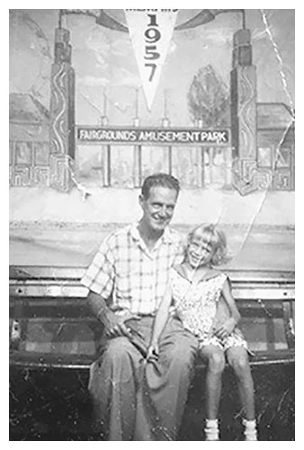 Иллюстрация к книге — Книга украденных детей. Американская история преступления, которое длилось 26 лет [i_021.webp]