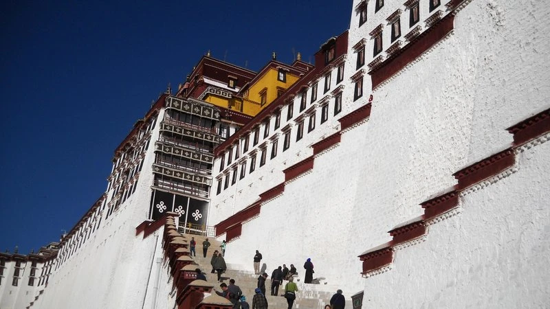 Иллюстрация к книге — Шпион из поднебесной [book-illustration-55.webp]