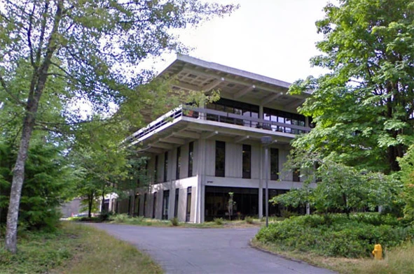 Иллюстрация к книге — Тед. Настоящая история самого знаменитого серийного убийцы Америки. Книга I [book-illustration-11.webp]