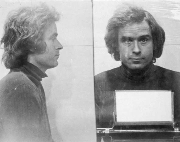 Иллюстрация к книге — Тед. Настоящая история самого знаменитого серийного убийцы Америки. Книга I [book-illustration-70.webp]