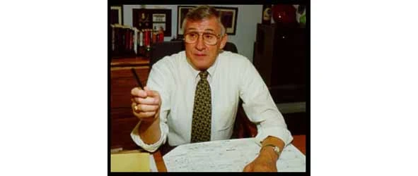 Иллюстрация к книге — Сыны Сэма. Убийцы влюбленных парочек [book-illustration-1.webp]