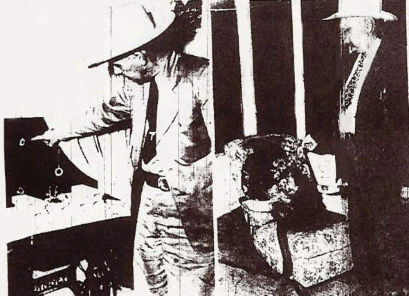 Иллюстрация к книге — Сыны Сэма. Убийцы влюбленных парочек [book-illustration-137.webp]