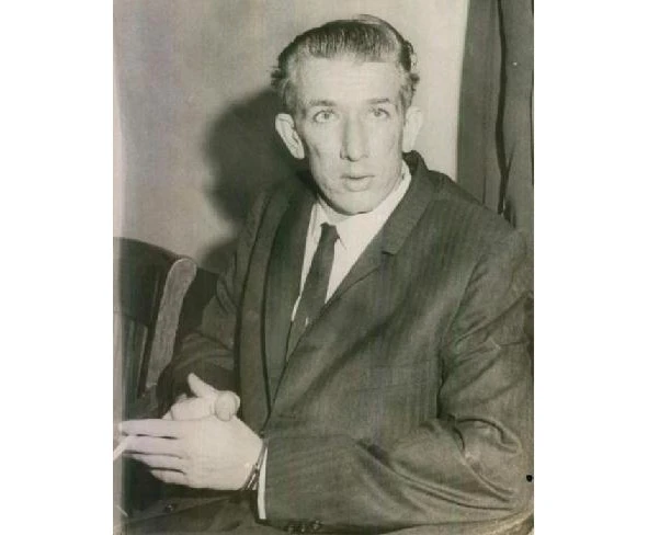 Иллюстрация к книге — Сыны Сэма. Убийцы влюбленных парочек [book-illustration-7.webp]